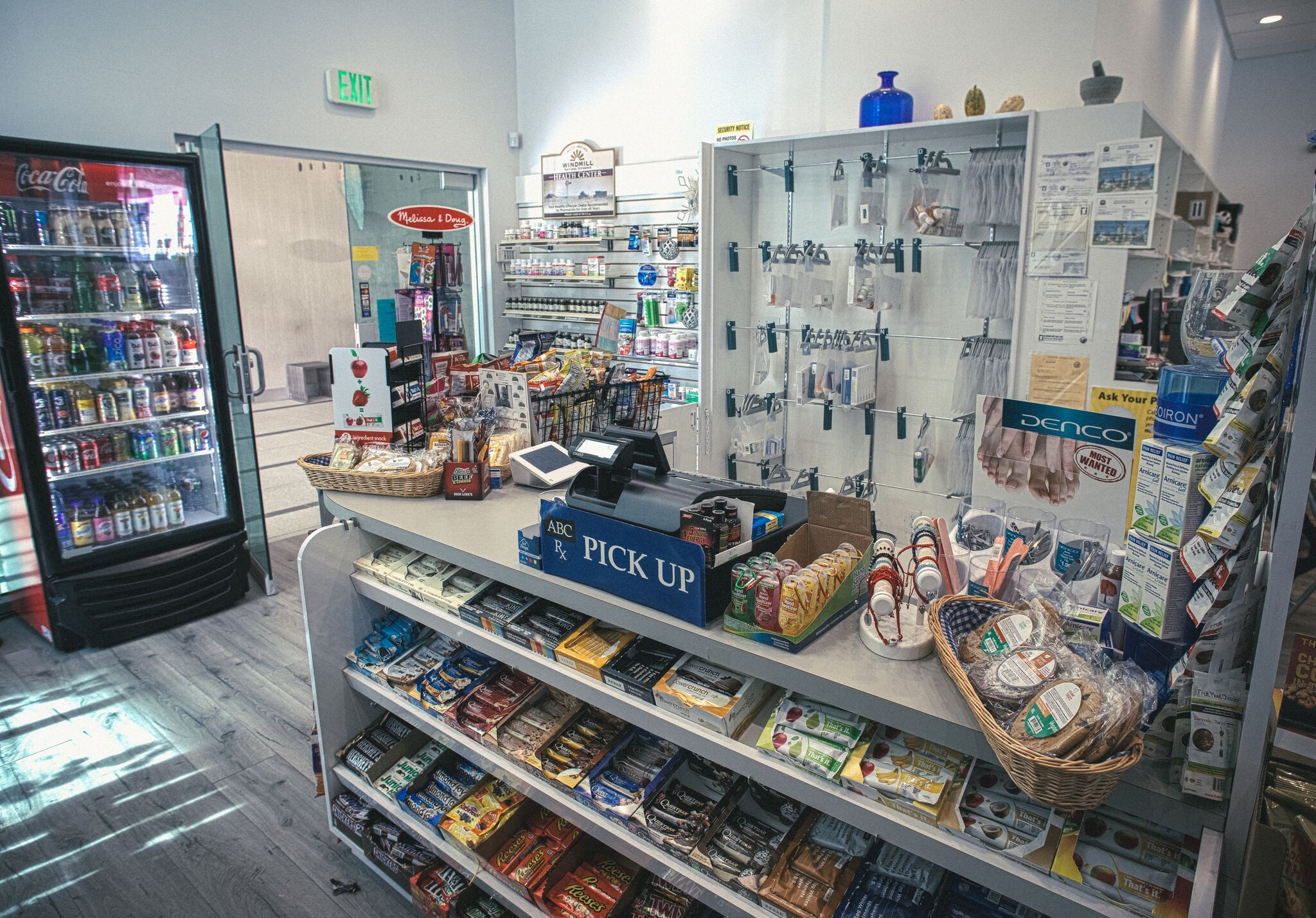 pharmacy in beverly hills